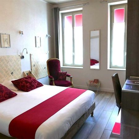 Hotel Mille Et Une Feuilles La Charité-sur-Loire المظهر الخارجي الصورة
