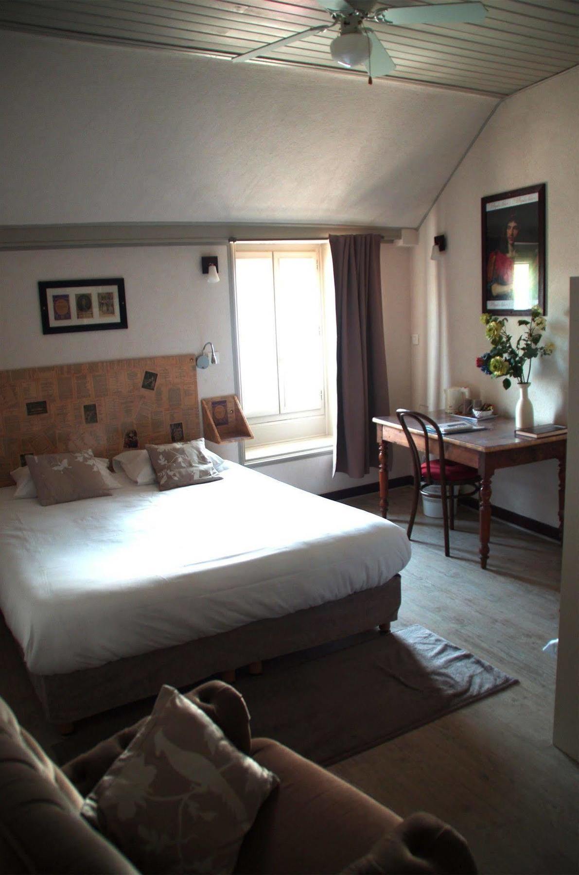 Hotel Mille Et Une Feuilles La Charité-sur-Loire المظهر الخارجي الصورة